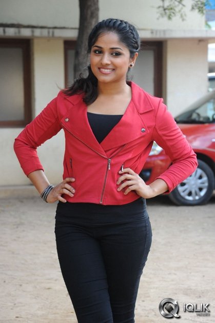 Rehana-at-Chakkiligintha-Movie-Teaser-Launch